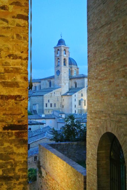 Hotel Camping Pineta Urbino Exterior foto
